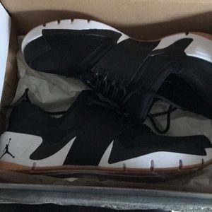 Brand New Air Jordan Alpha Trunner